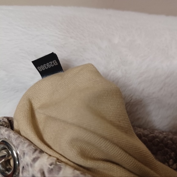 COPY - RARE- COLE HAAN SNAKESKIN CROSSBODY BAG I’ve added a unbranded dust bag. - Picture 13 of 13